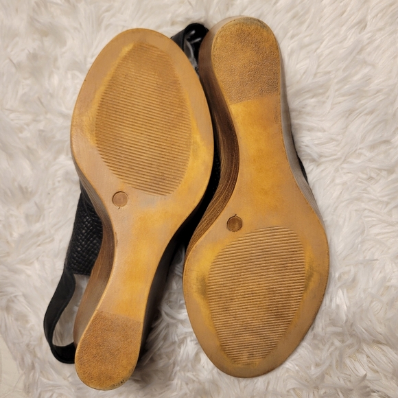 Sofia Milano Made in Italy black open toe wedges - Picture 11 of 12